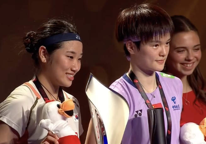 CosAA, 乔纳坦打得, 奇频繁出现 CosAA, 乔纳坦打得, 奇频繁出现